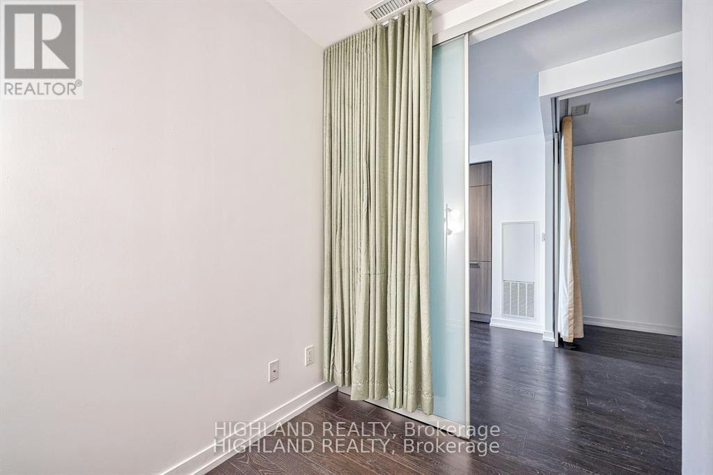 818-85 Wood Street, Toronto, ON, M4Y 0E8 - 32