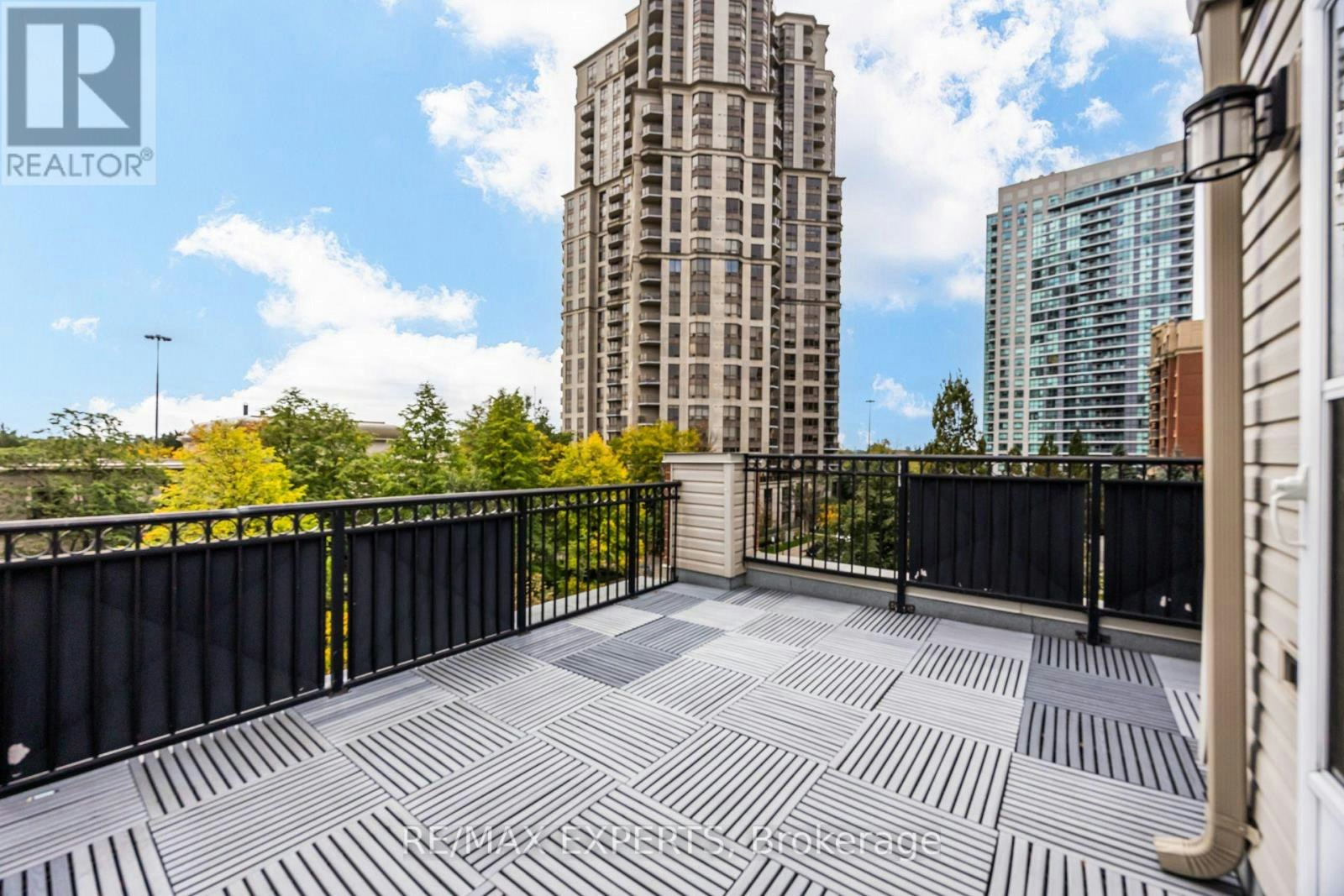 104-3 Everson Drive, Toronto, ON, M2N 7C2 - 16