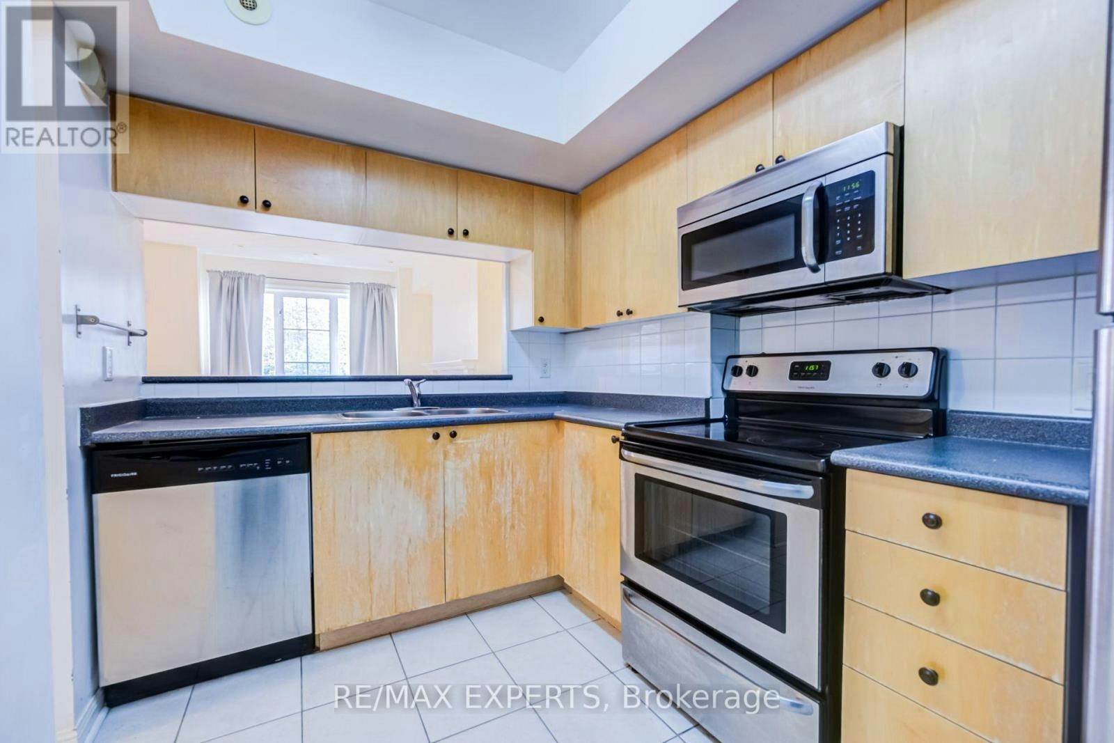 104-3 Everson Drive, Toronto, ON, M2N 7C2 - 8