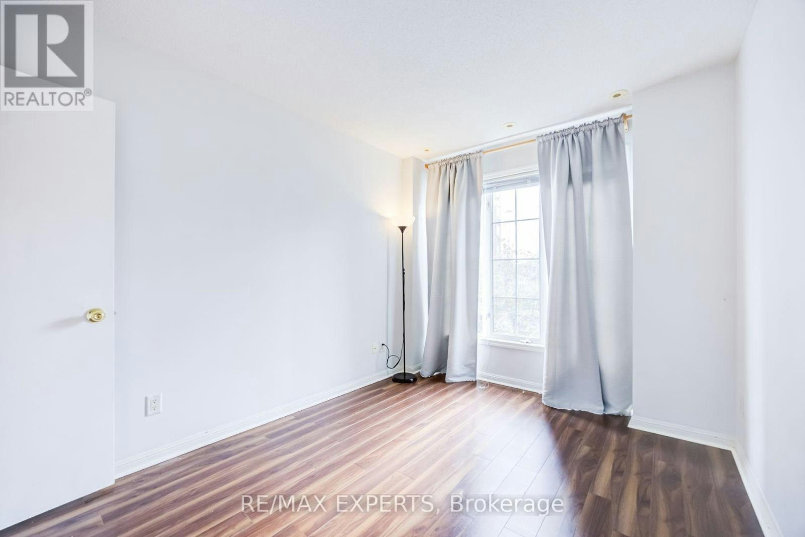 104-3 Everson Drive, Toronto, ON, M2N 7C2 - 11