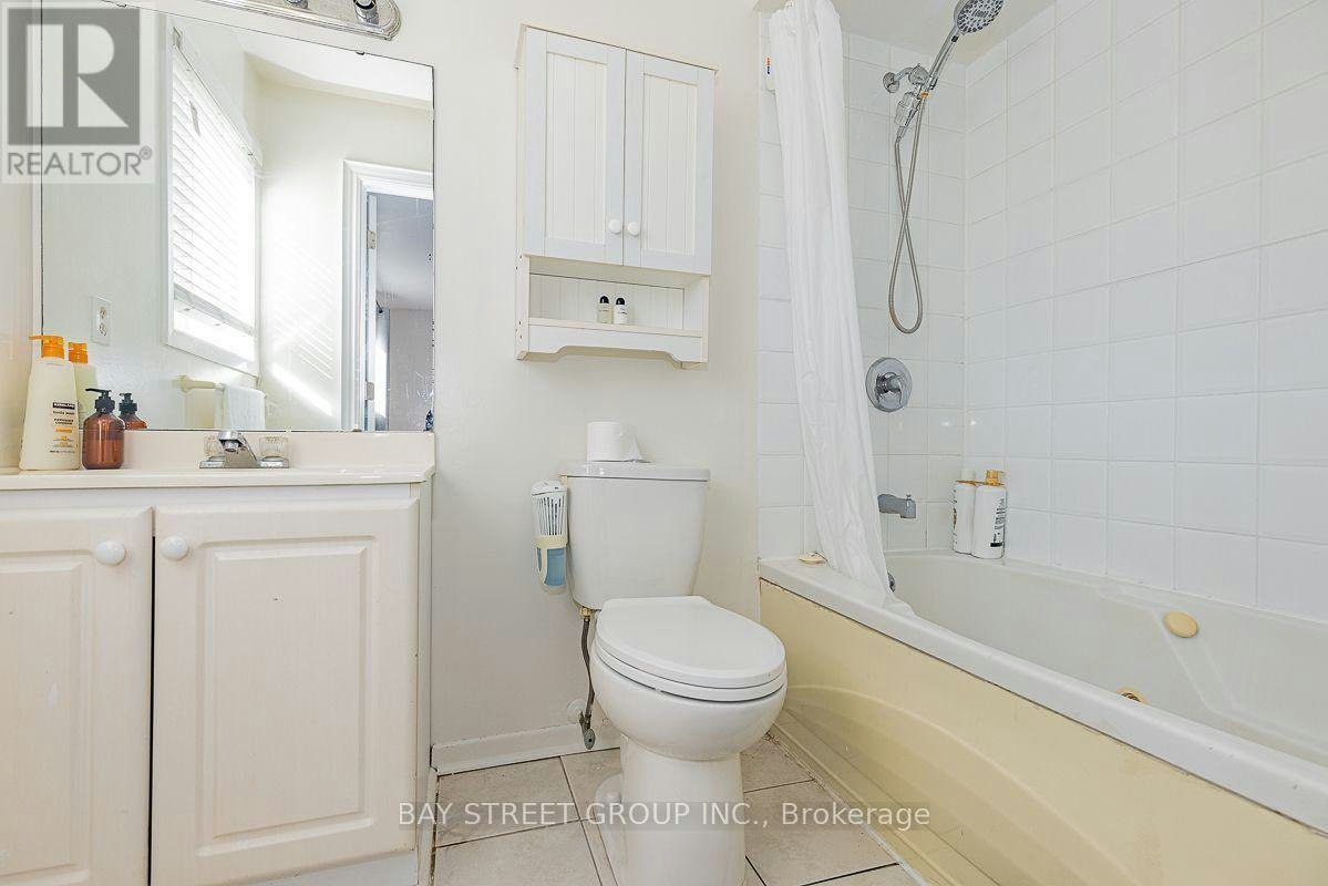 36 Lilac Avenue, Markham, ON, L3T 5K2 - 8