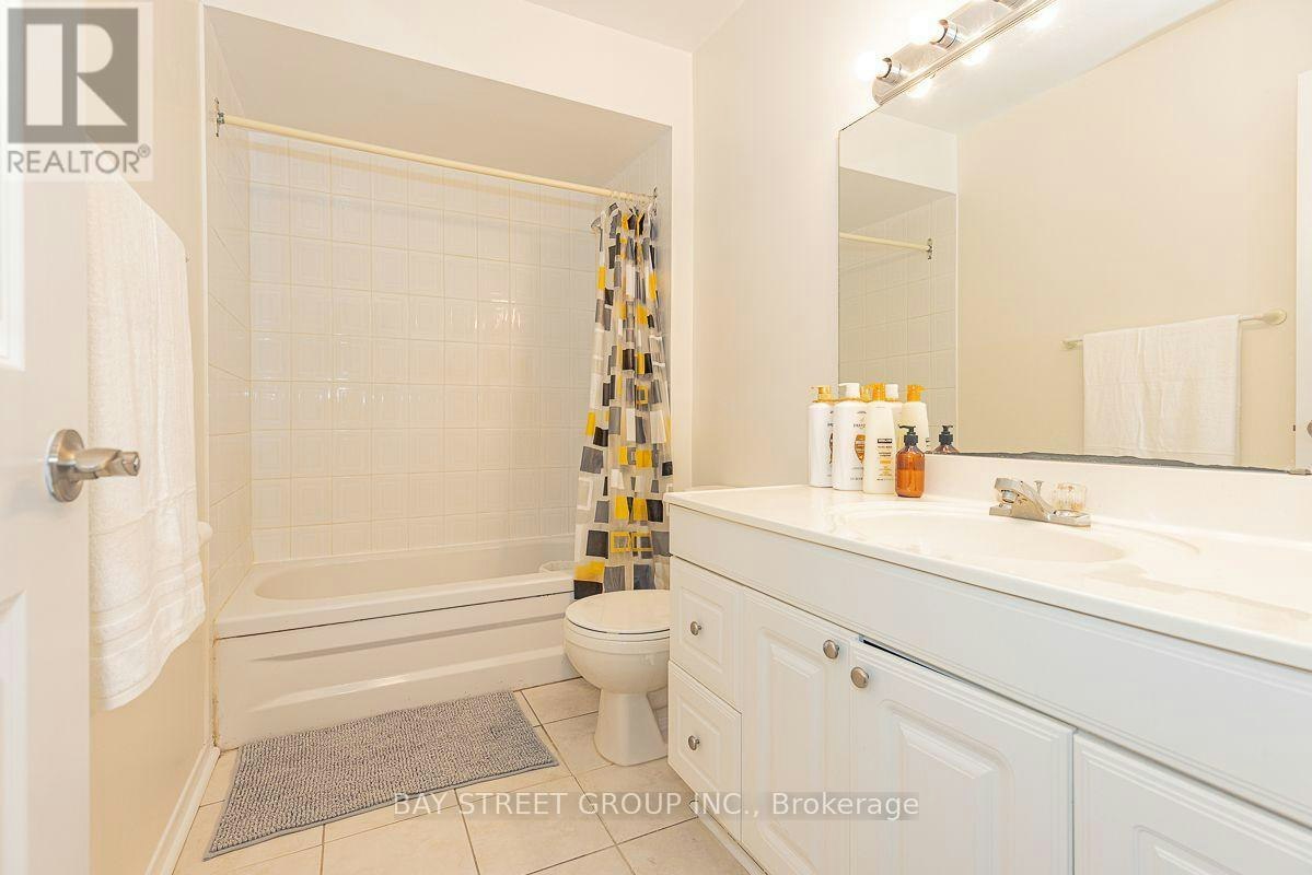 36 Lilac Avenue, Markham, ON, L3T 5K2 - 11
