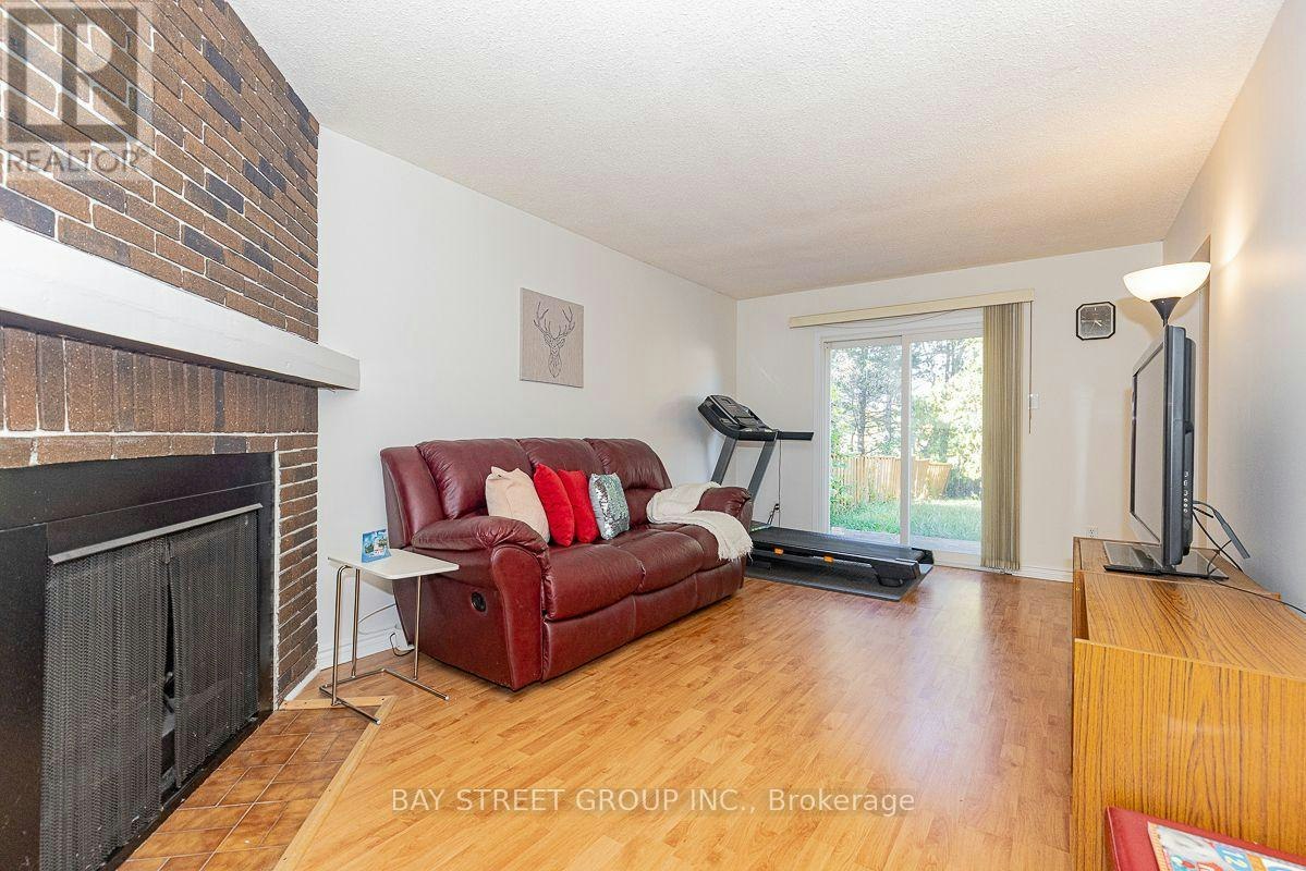 36 Lilac Avenue, Markham, ON, L3T 5K2 - 3