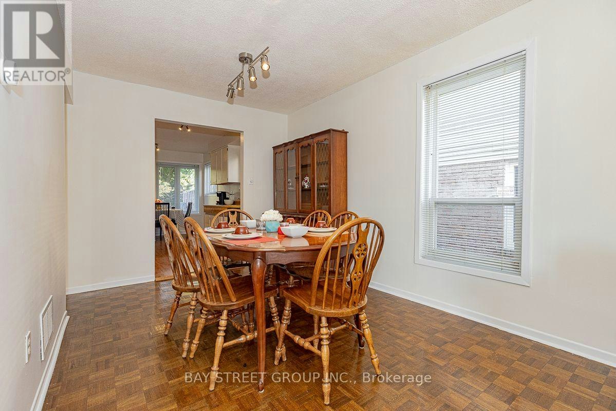 36 Lilac Avenue, Markham, ON, L3T 5K2 - 5
