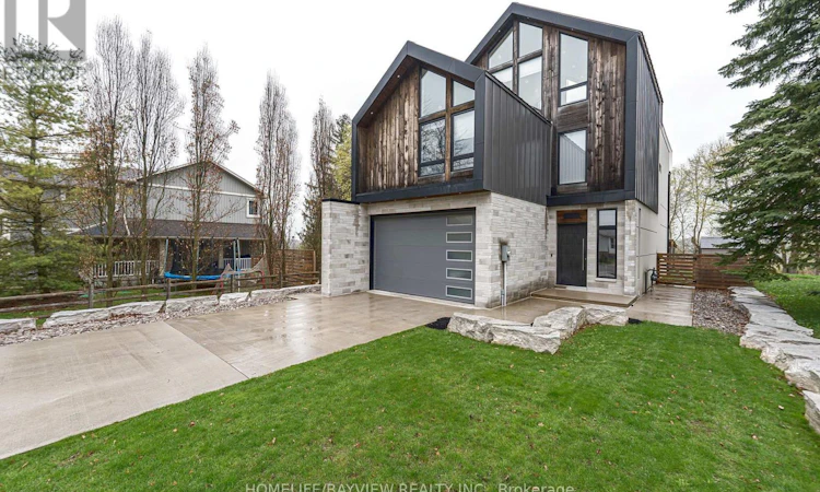 16 Windsor Drive