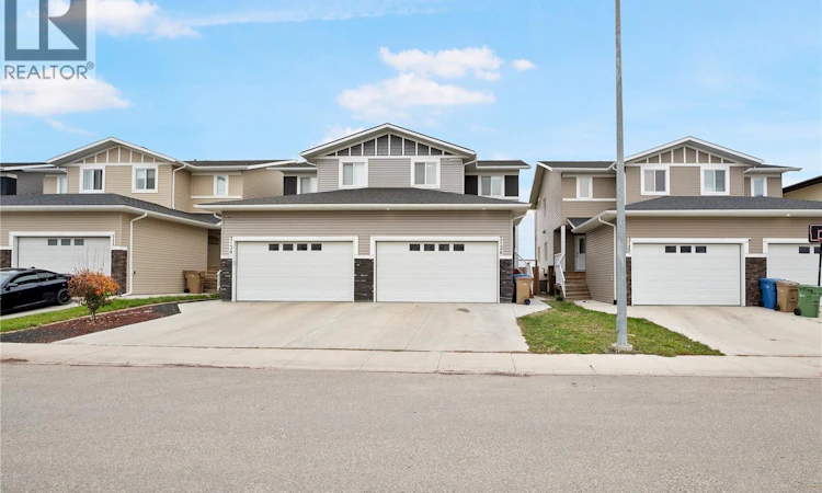 3126 Mazurak Crescent