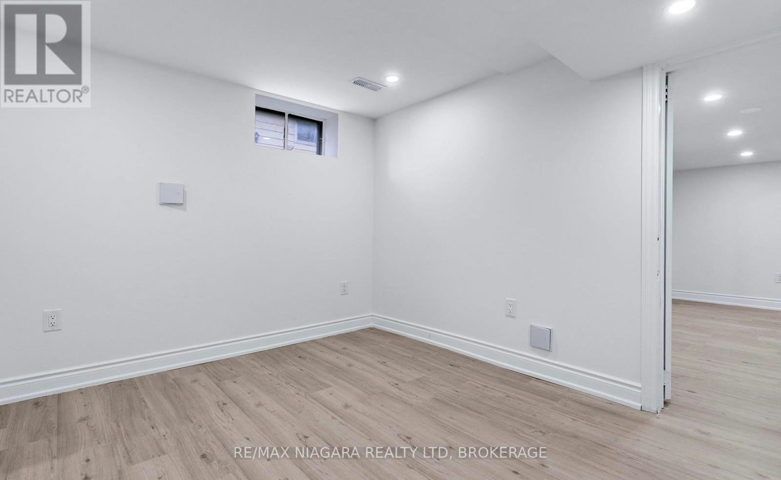 LOWER-210 Mackan Street, Thorold, ON, L2V 1G7 - 8
