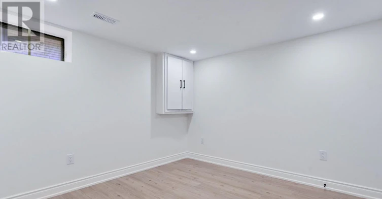 LOWER-210 Mackan Street, Thorold, ON, L2V 1G7 - 4