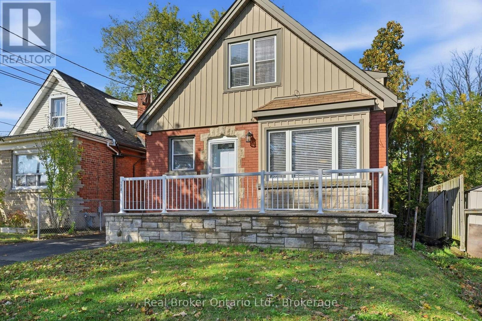 178 15th Street EAST, Hamilton, ON, L9A 4G1