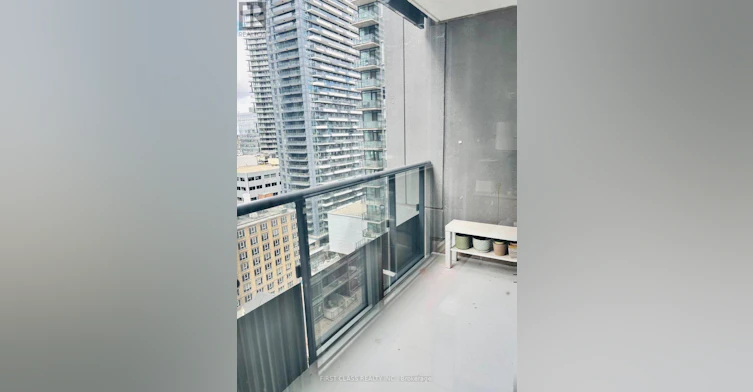 1801-295 Adelaide Street W, Toronto, ON, M5V 0L4 - 7