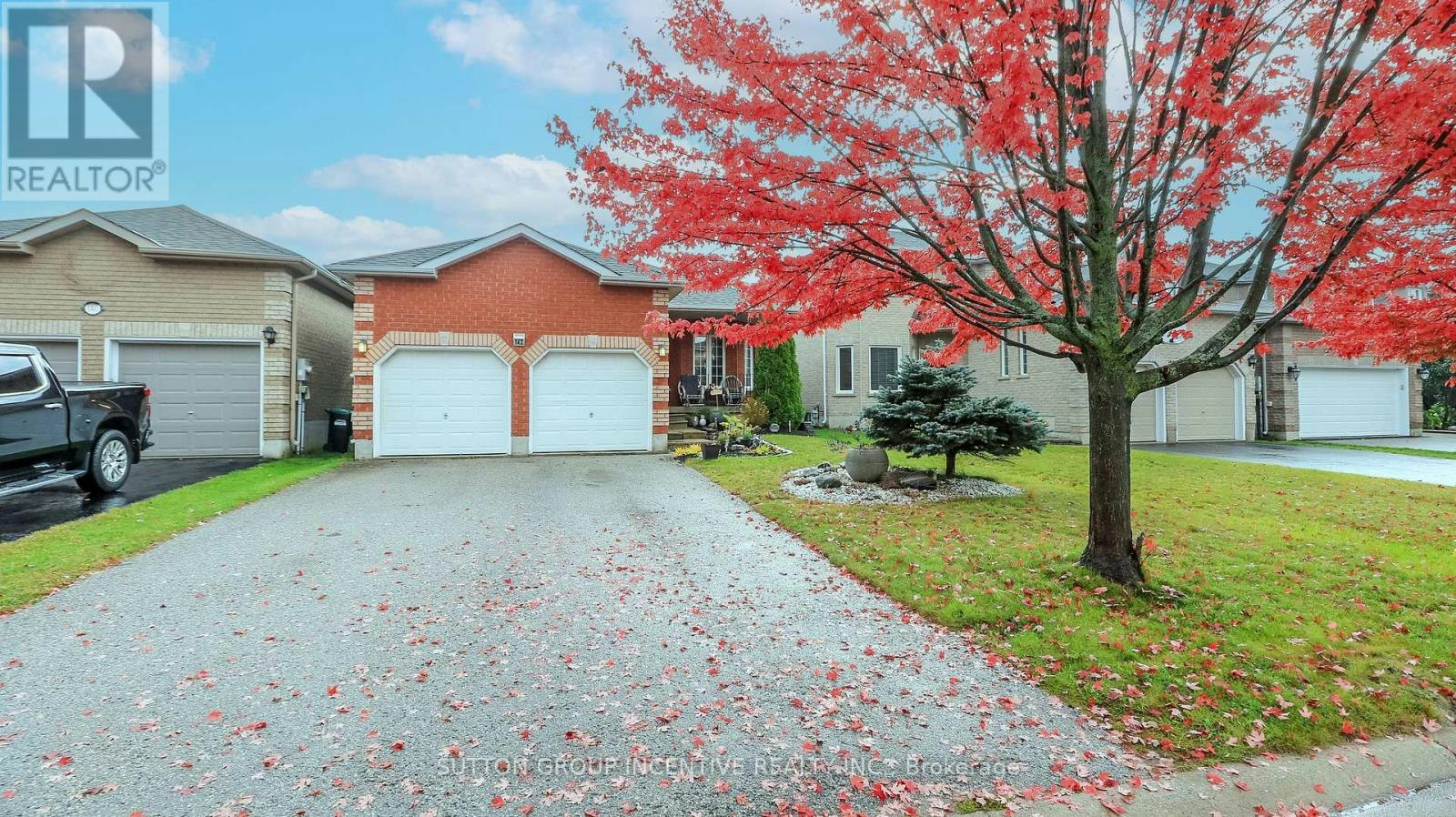 142 Raymond Crescent, Barrie, ON, L4N 0V7