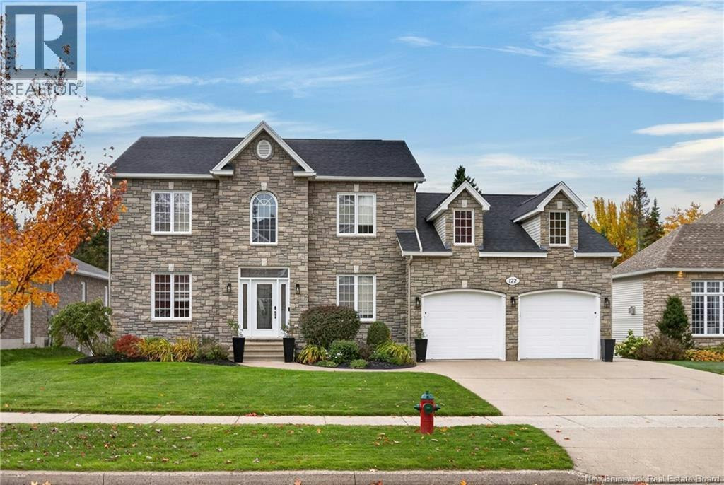122 Summerhill Row, Fredericton, NB, E3G 0E9