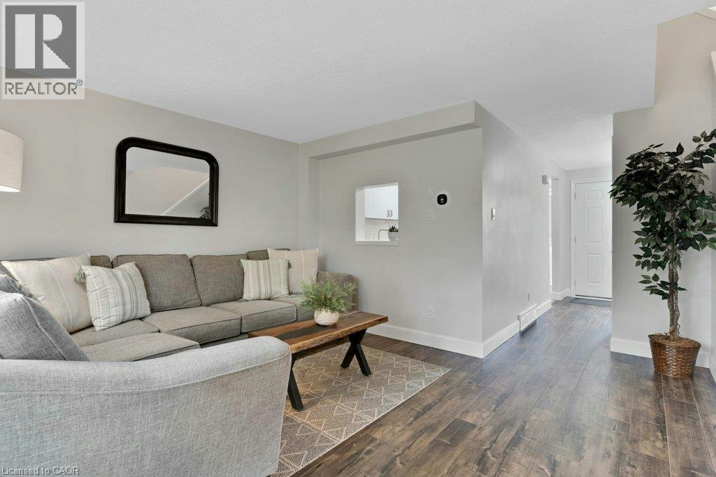 22-700 Erinbrook Drive, Kitchener, ON, N2E 2S7 - 16