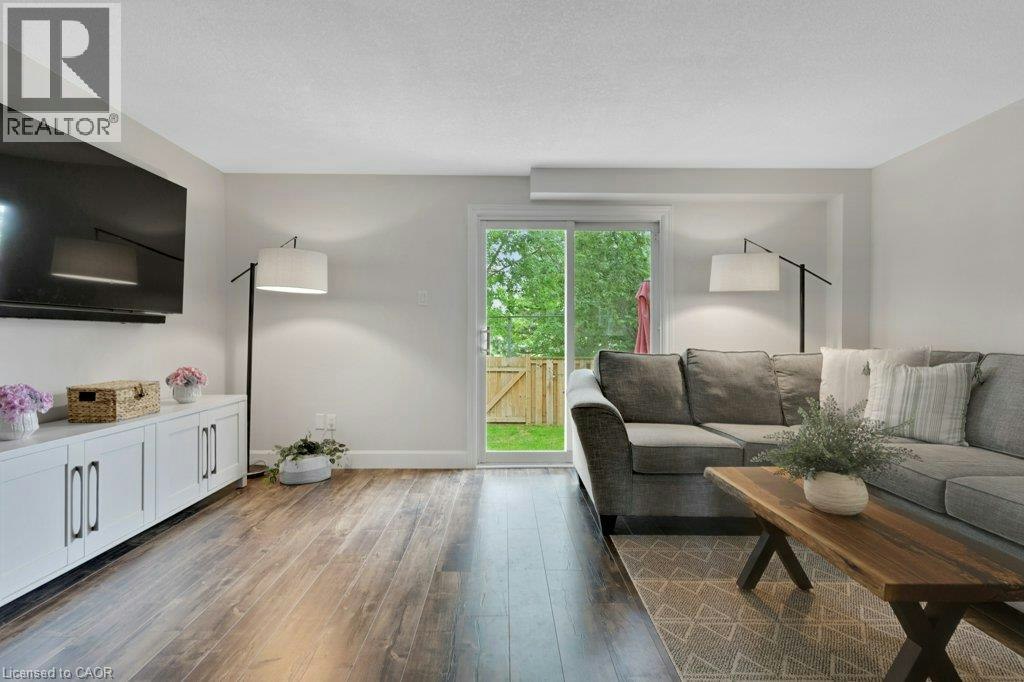 22-700 Erinbrook Drive, Kitchener, ON, N2E 2S7 - 12