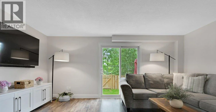 22-700 Erinbrook Drive, Kitchener, ON, N2E 2S7 - 12