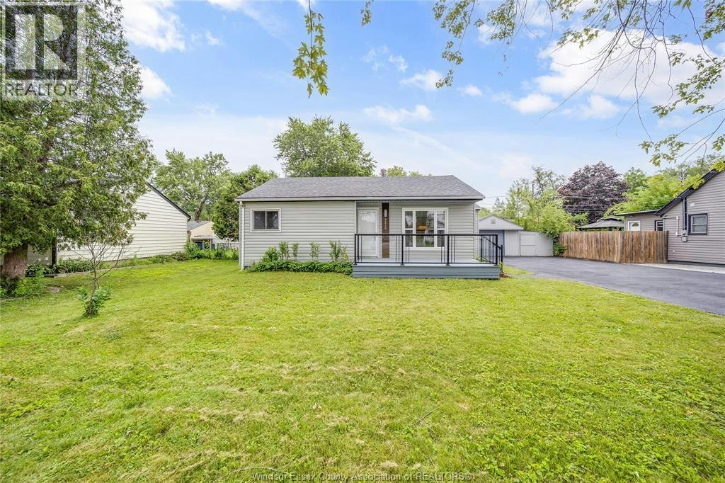 3210 Bliss Road, Windsor, ON, N8W 3B1