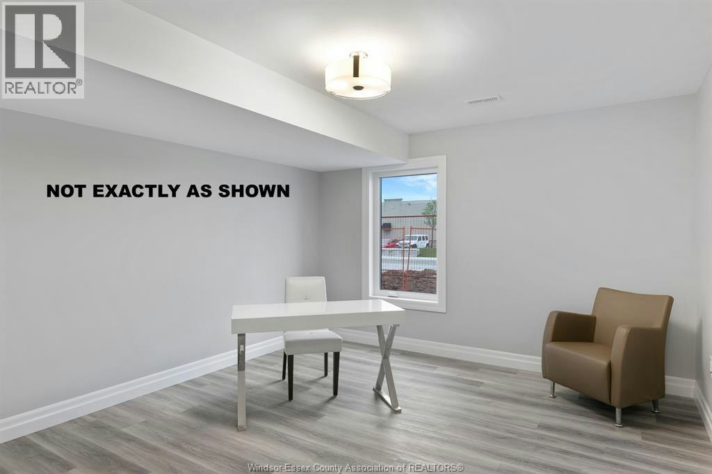 701 Brownstone Drive, Lakeshore, ON, N9K 0A8 - 3