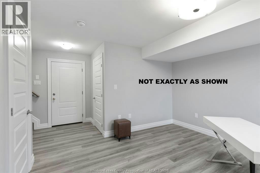 701 Brownstone Drive, Lakeshore, ON, N9K 0A8 - 5