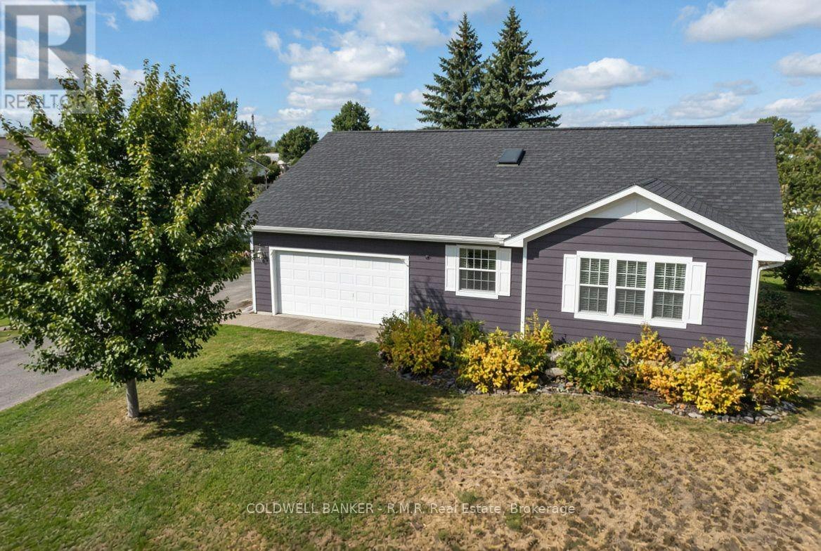 34 Helen Crescent, Kawartha Lakes, ON, K0M 2C0