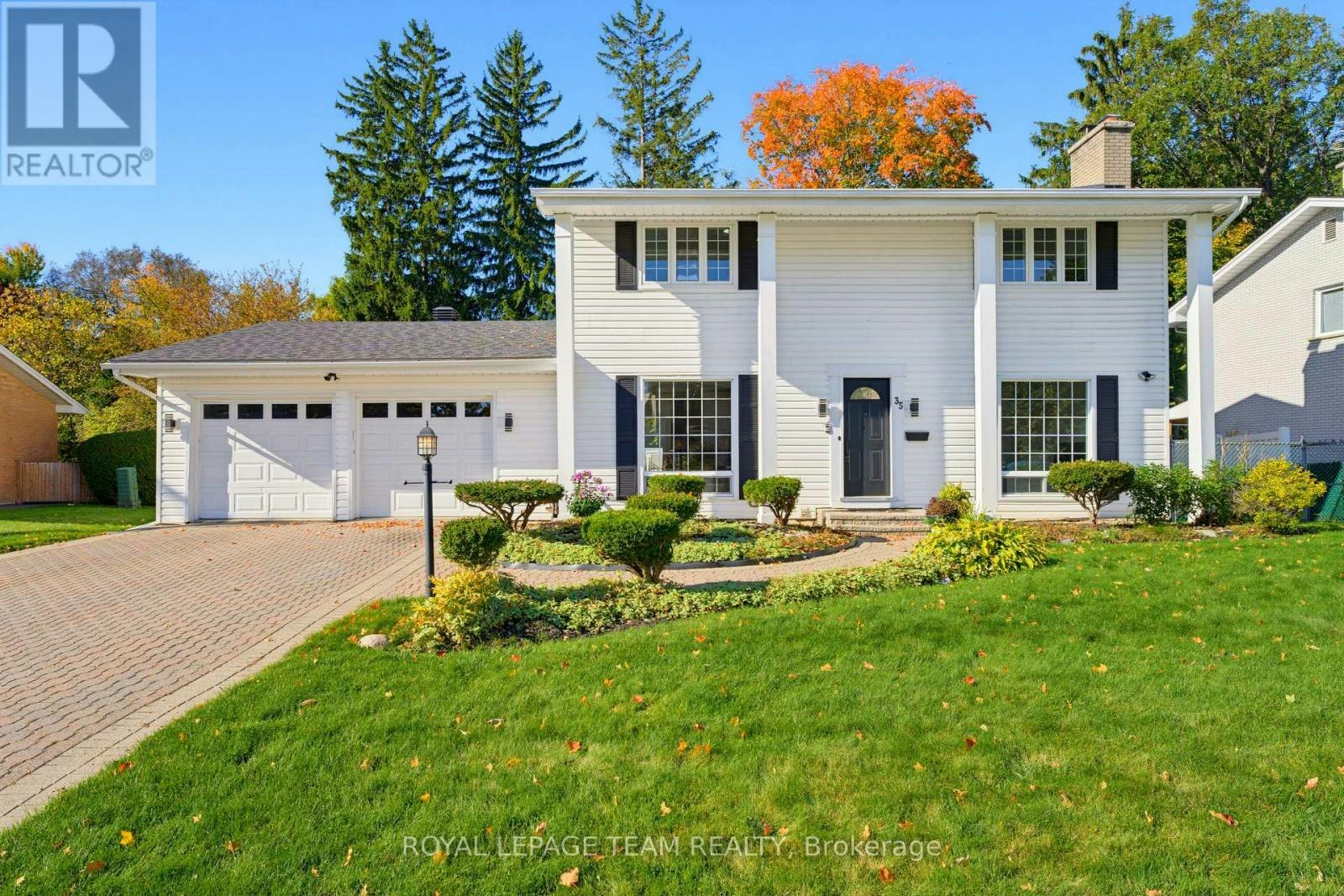 35 Mohawk Crescent, Ottawa, ON, K2H 7G7