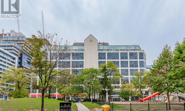 819-222 The Esplanade