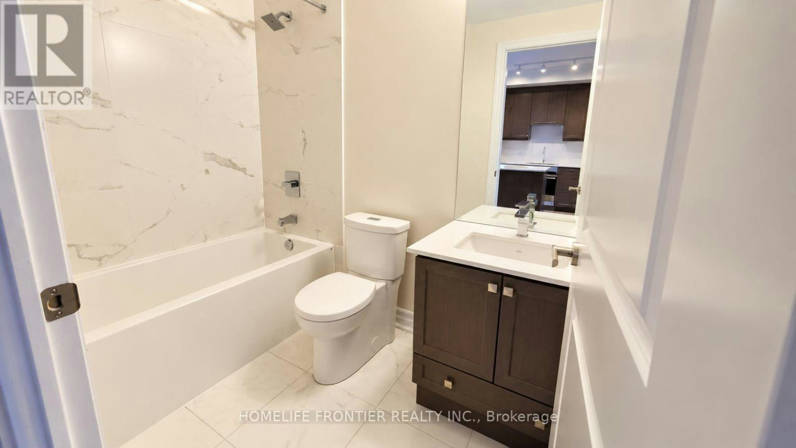 803-9085 Jane Street, Vaughan, ON, L4K 0L8 - 9
