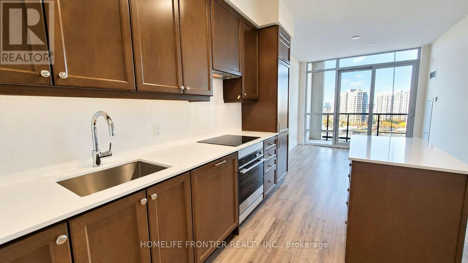 803-9085 Jane Street, Vaughan, ON, L4K 0L8 - 2
