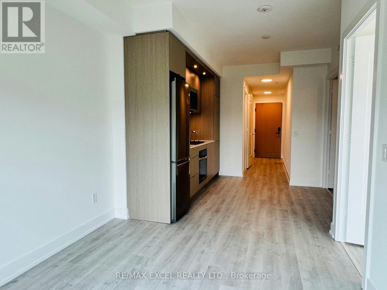 1114-60 Central Park Roadway, Toronto, ON, M9A 0E6 - 4