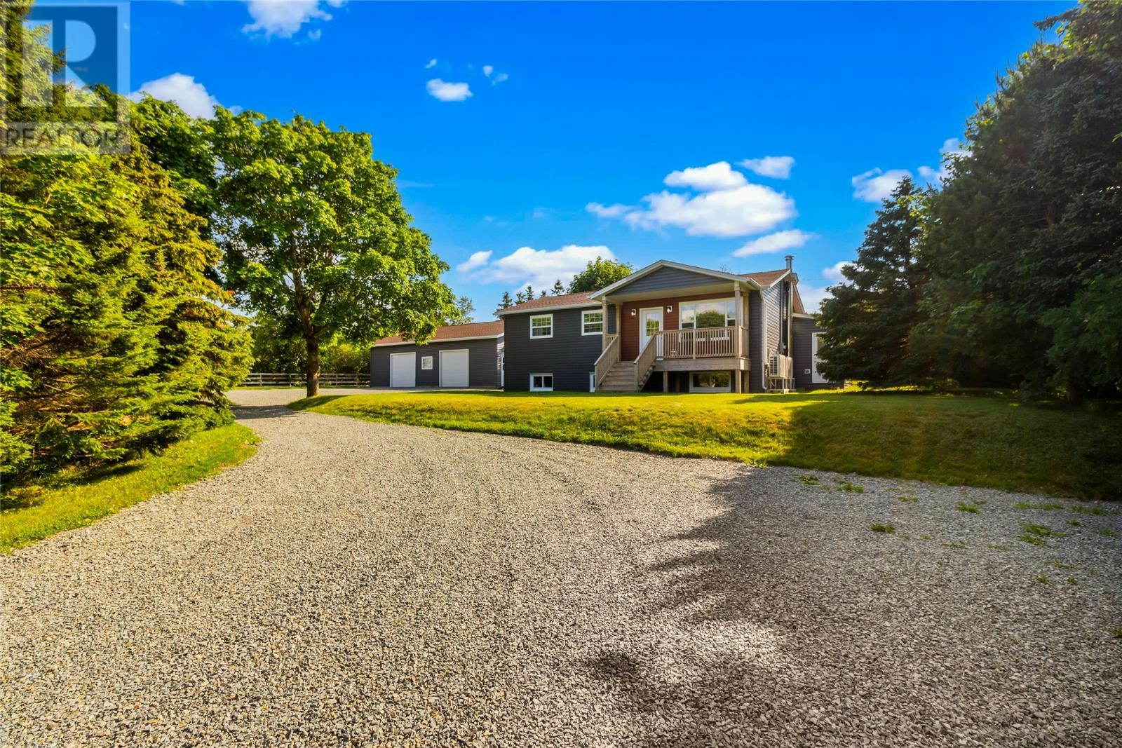 25 Chamberlains Road, Conception Bay South, NL, A1W 4H5