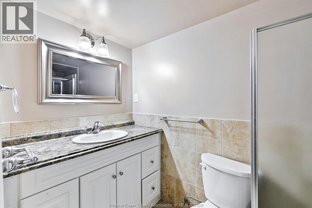 3200 Longfellow Avenue, Windsor, ON, N9E 2L6 - 13