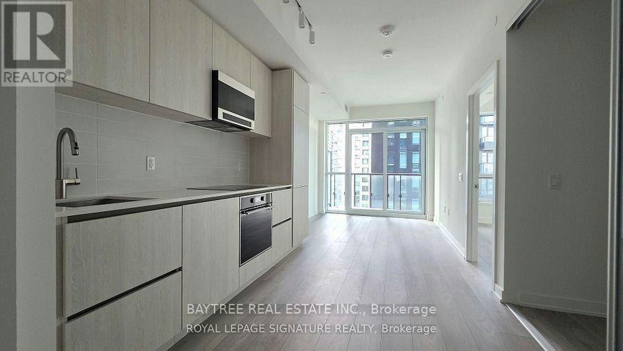 1304-110 Broadway Avenue, Toronto, ON, M4P 1V7