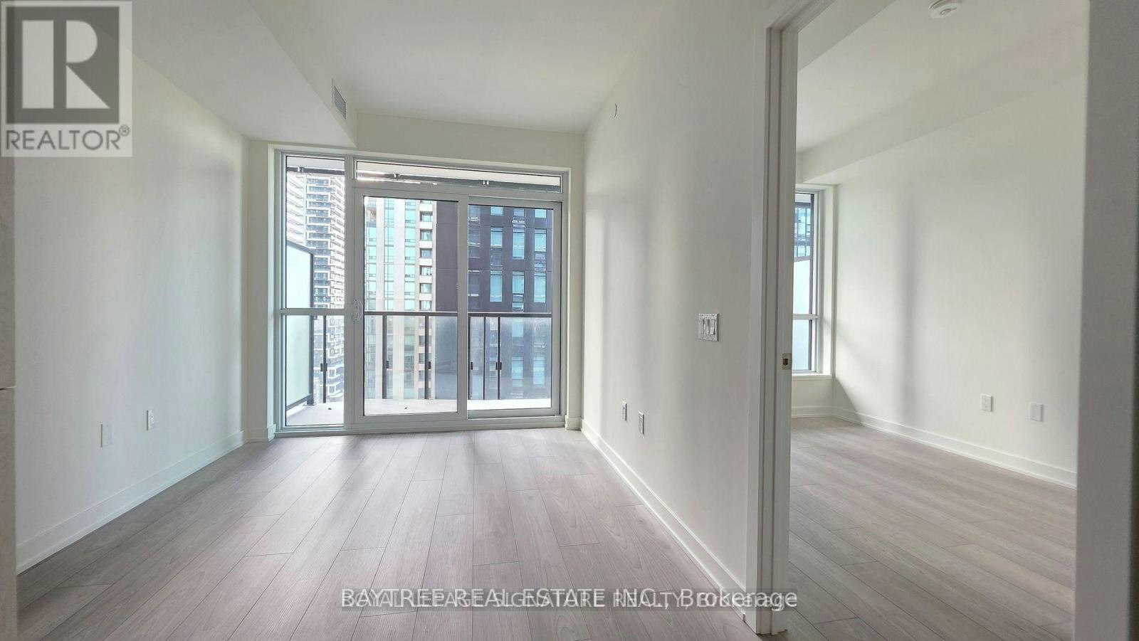1304-110 Broadway Avenue, Toronto, ON, M4P 1V7 - 2