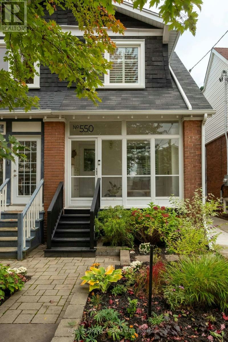550 Milverton Boulevard, Toronto, ON, M4C 1X5