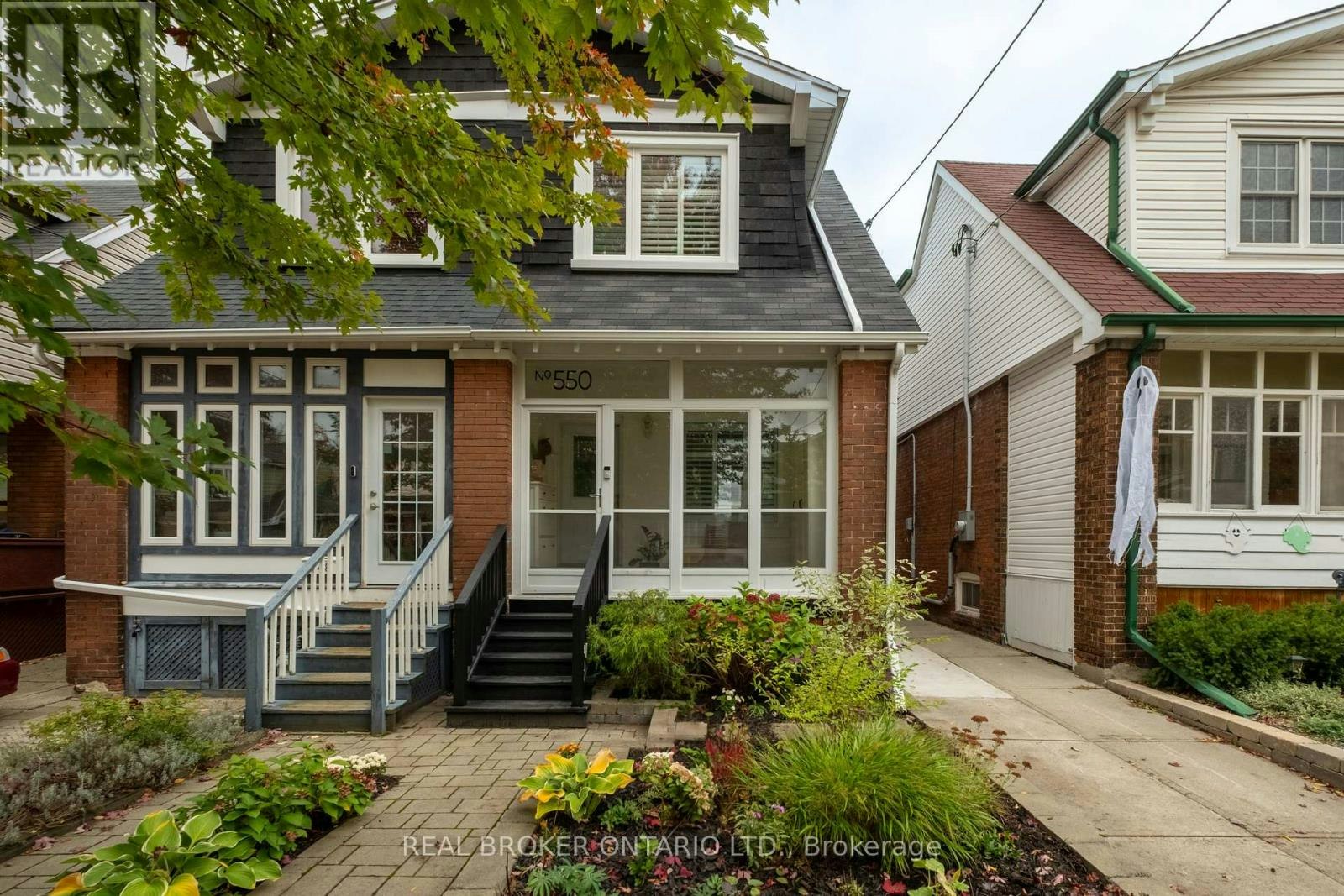 550 Milverton Boulevard, Toronto, ON, M4C 1X5