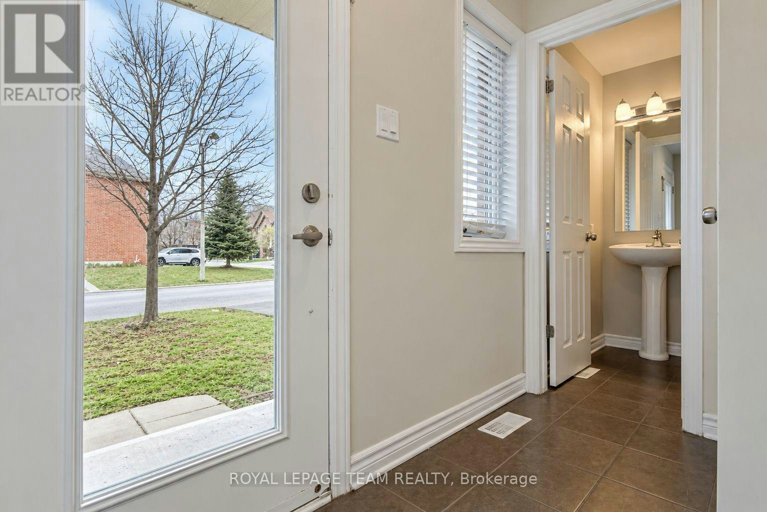 125 Dunforest Terrace, Ottawa, ON, K2J 3V1 - 2