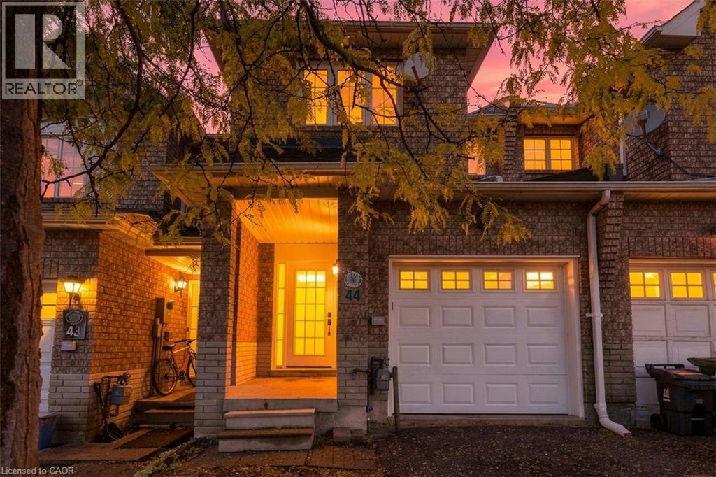 44 Viewcrest Circle, Toronto, ON, M9W 7G6