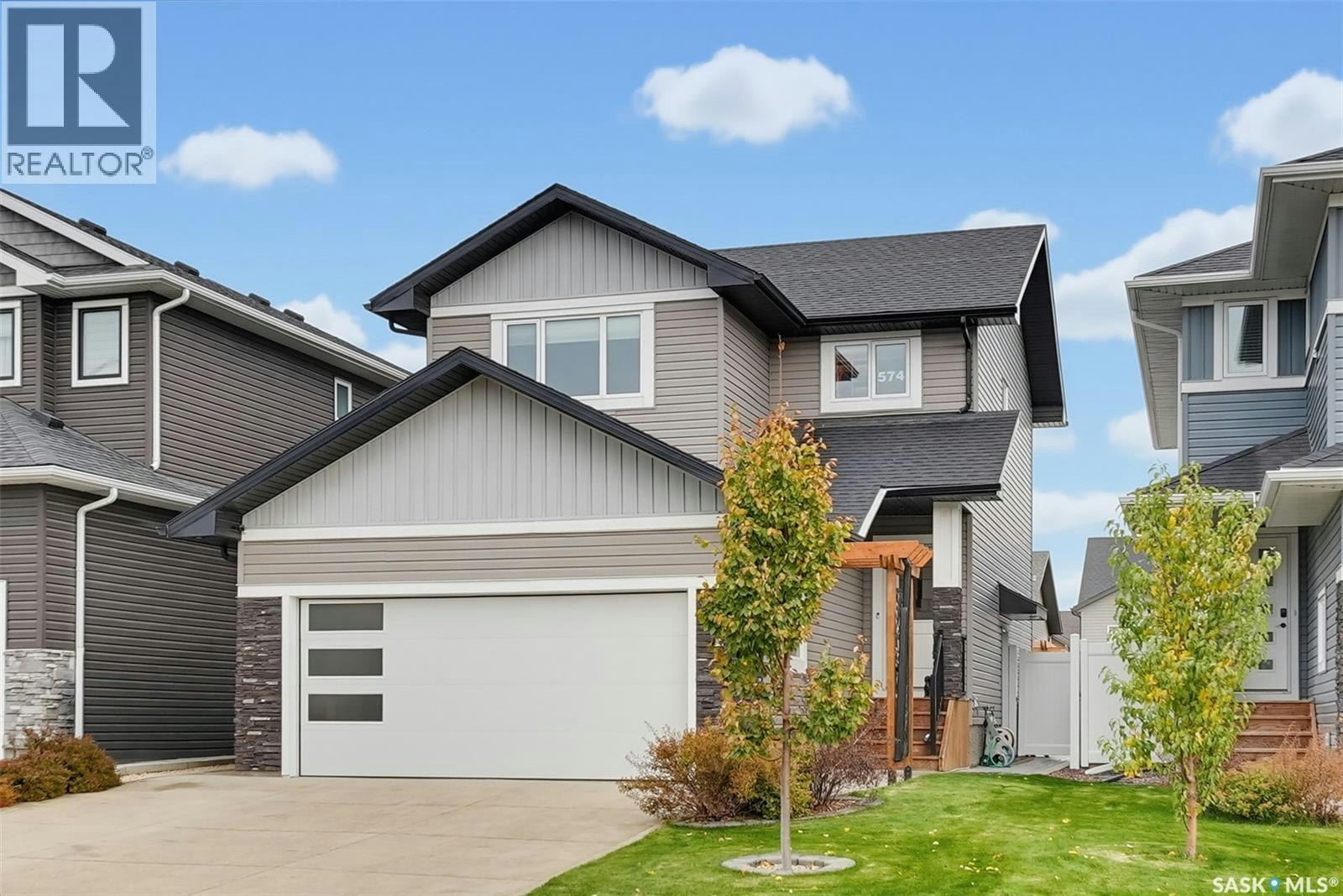 574 Mcfaull Crescent, Saskatoon, SK, S7V 0T3