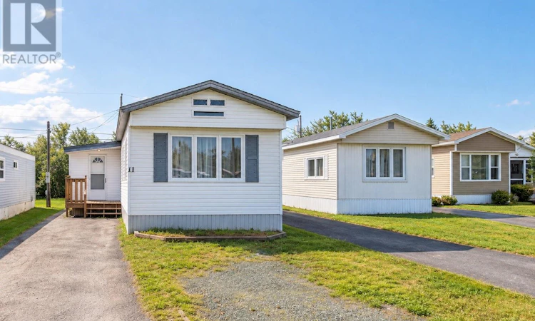 11 Hussey Drive