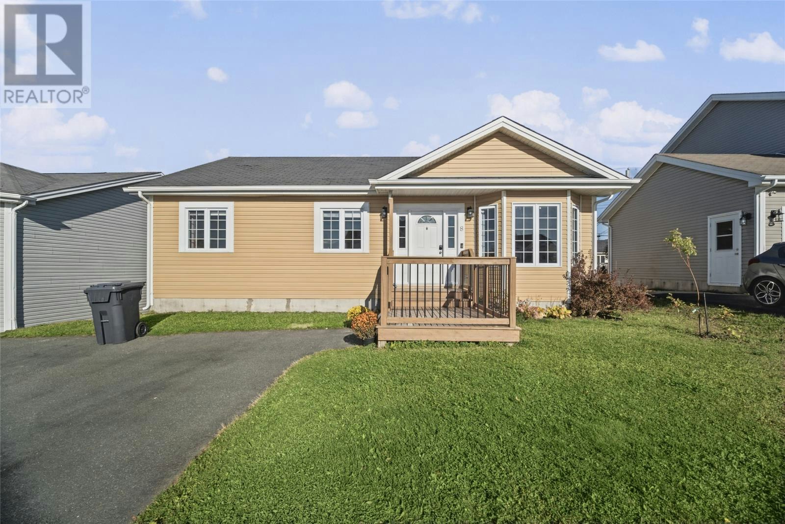8 Ossington Street, Paradise, NL, A1L 0G7