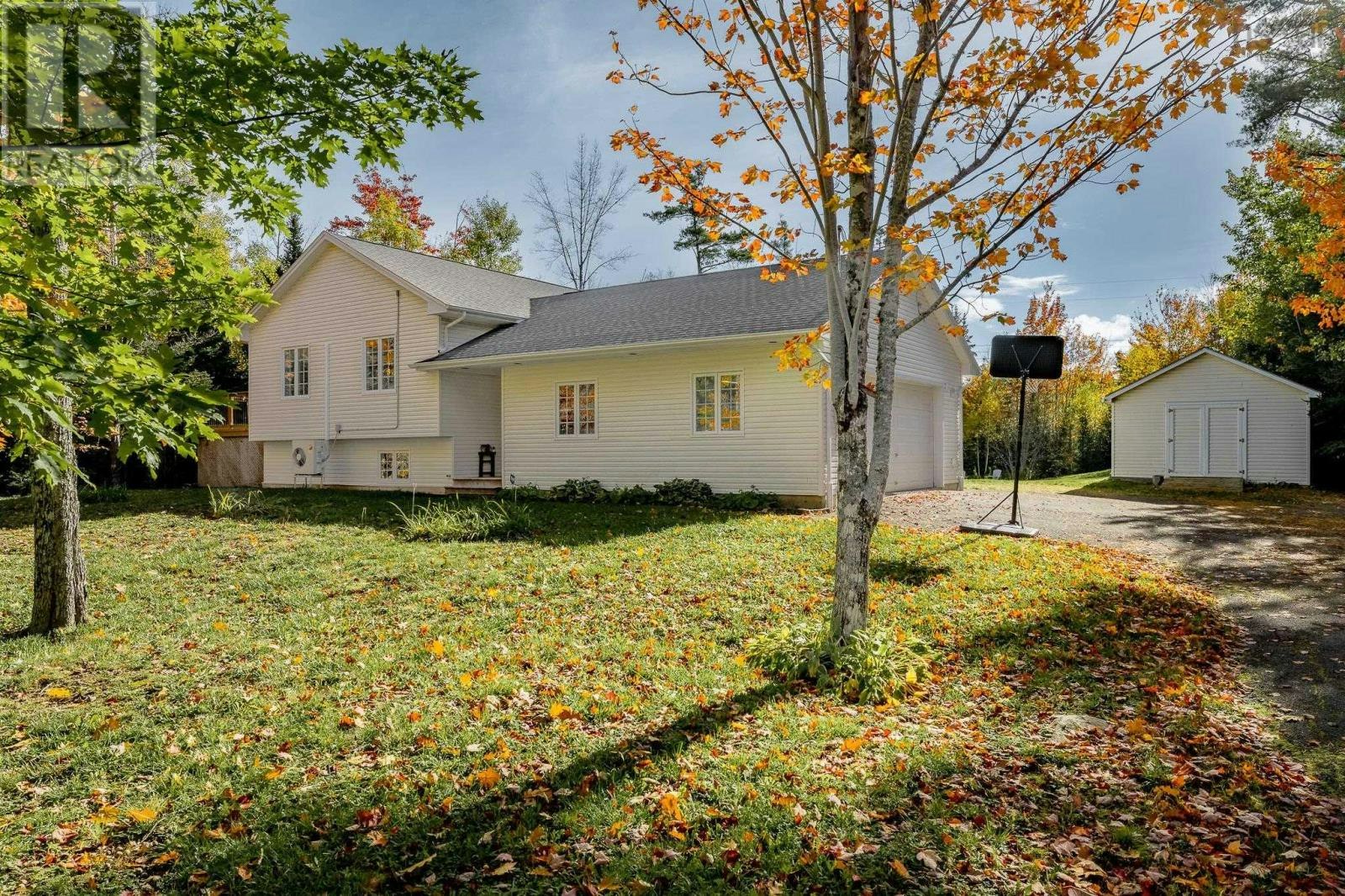73 Old Post Road, Enfield, NS, B2T 1C1