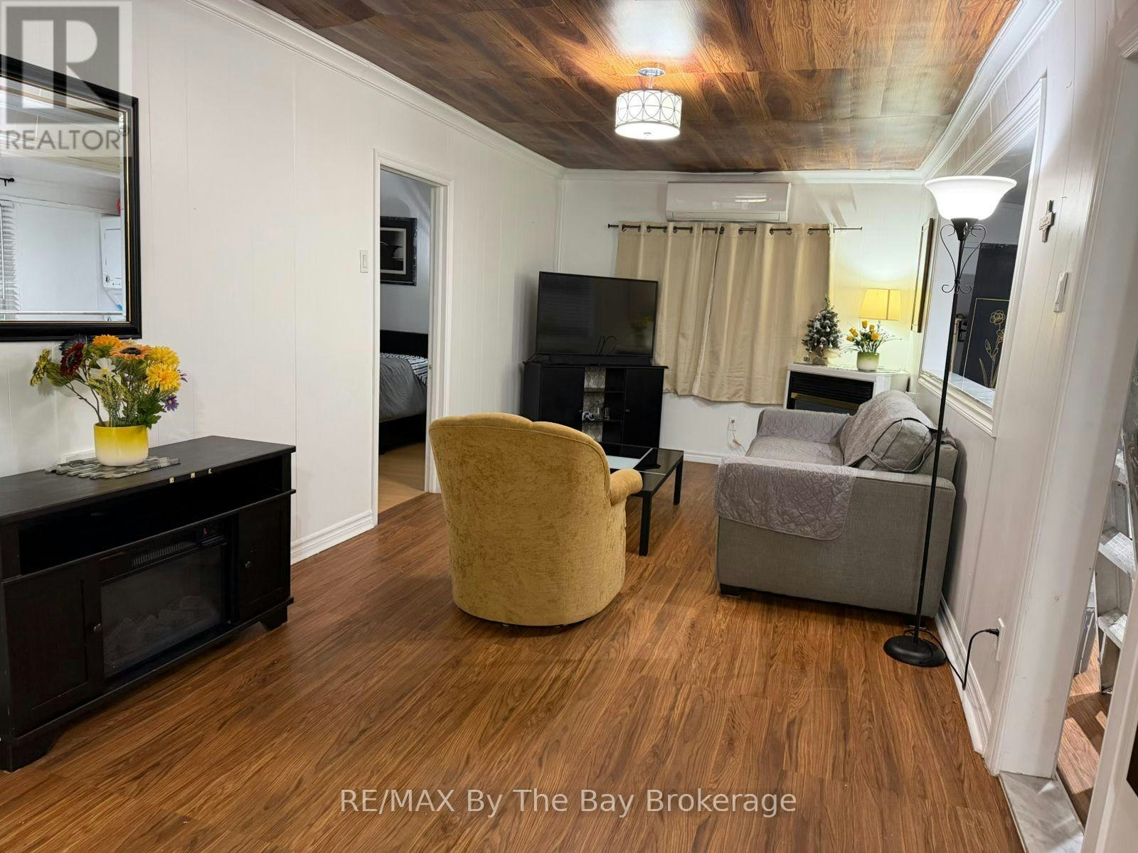 646 River Road E, Wasaga Beach, ON, L9Z 2M3 - 7