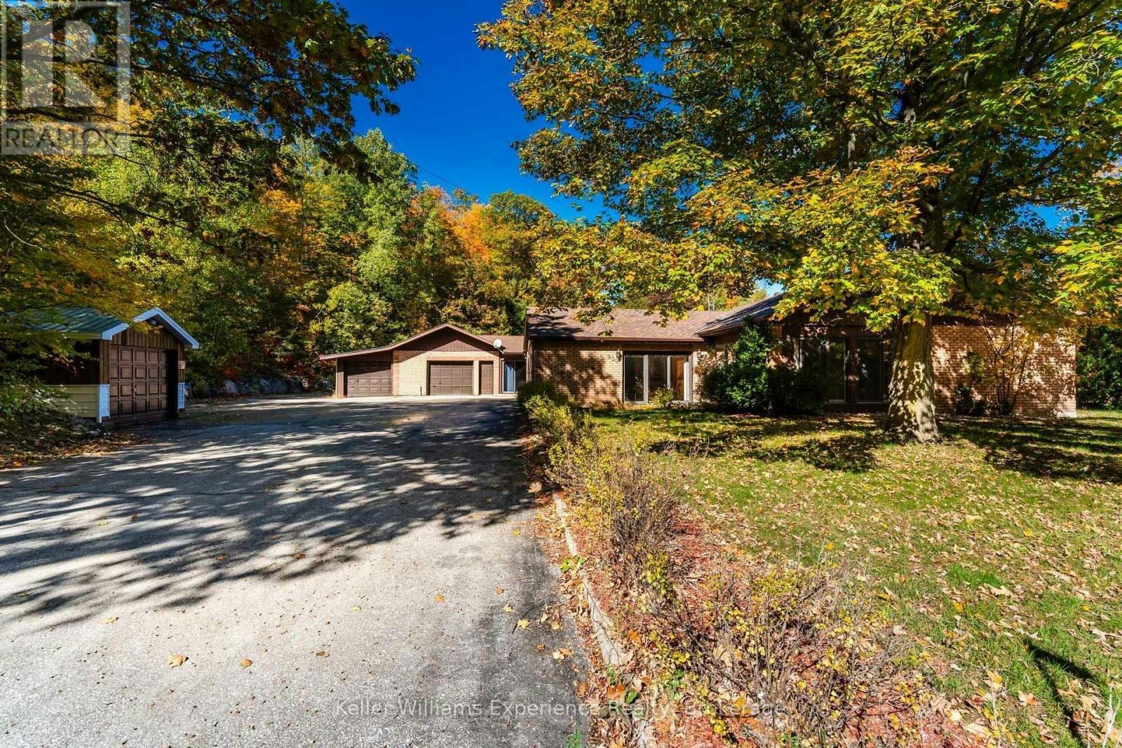 900 Champlain Road, Tiny, ON, L9M 0E3 - 6