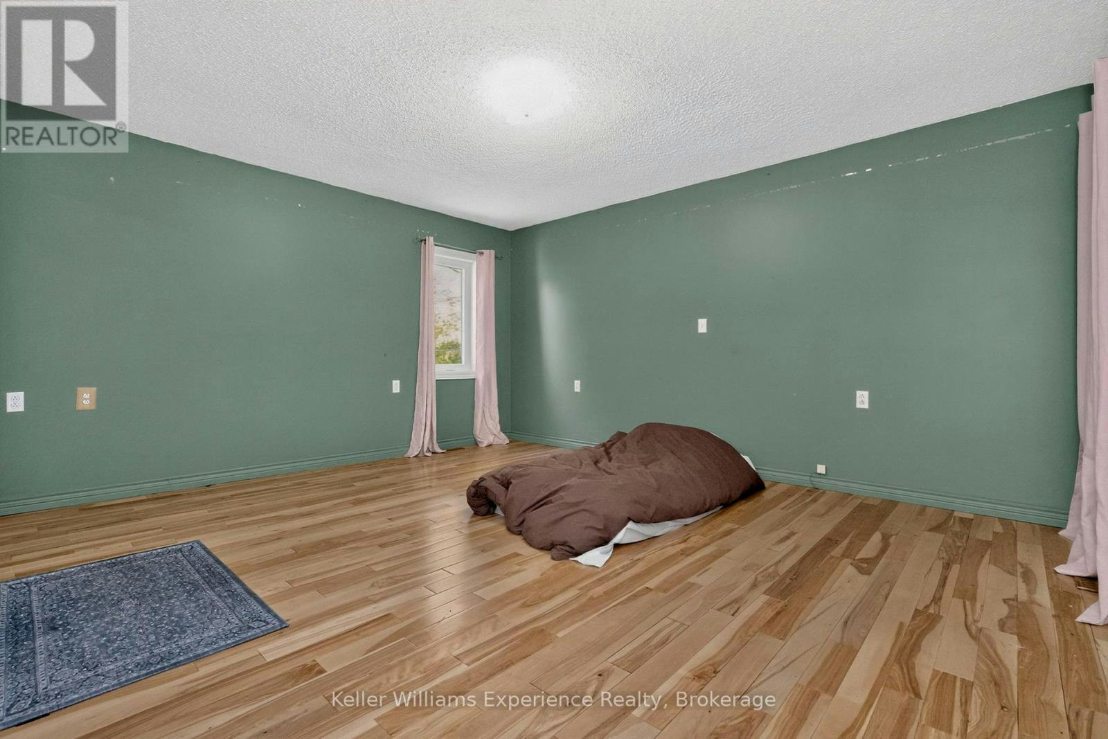 900 Champlain Road, Tiny, ON, L9M 0E3 - 40