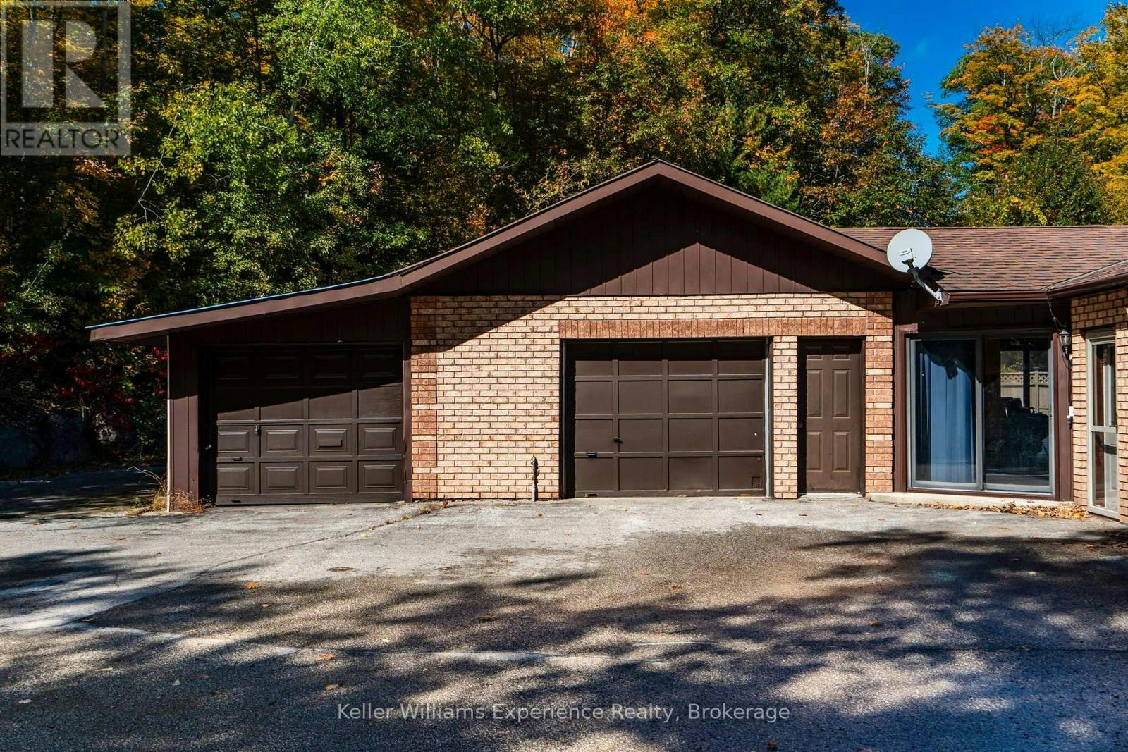 900 Champlain Road, Tiny, ON, L9M 0E3 - 2