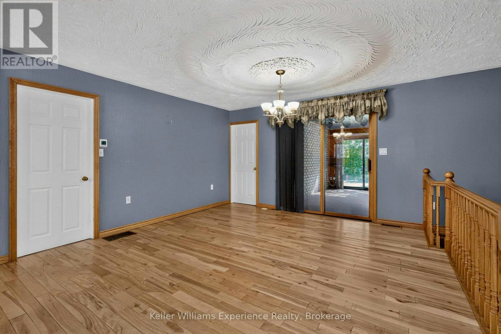 900 Champlain Road, Tiny, ON, L9M 0E3 - 33