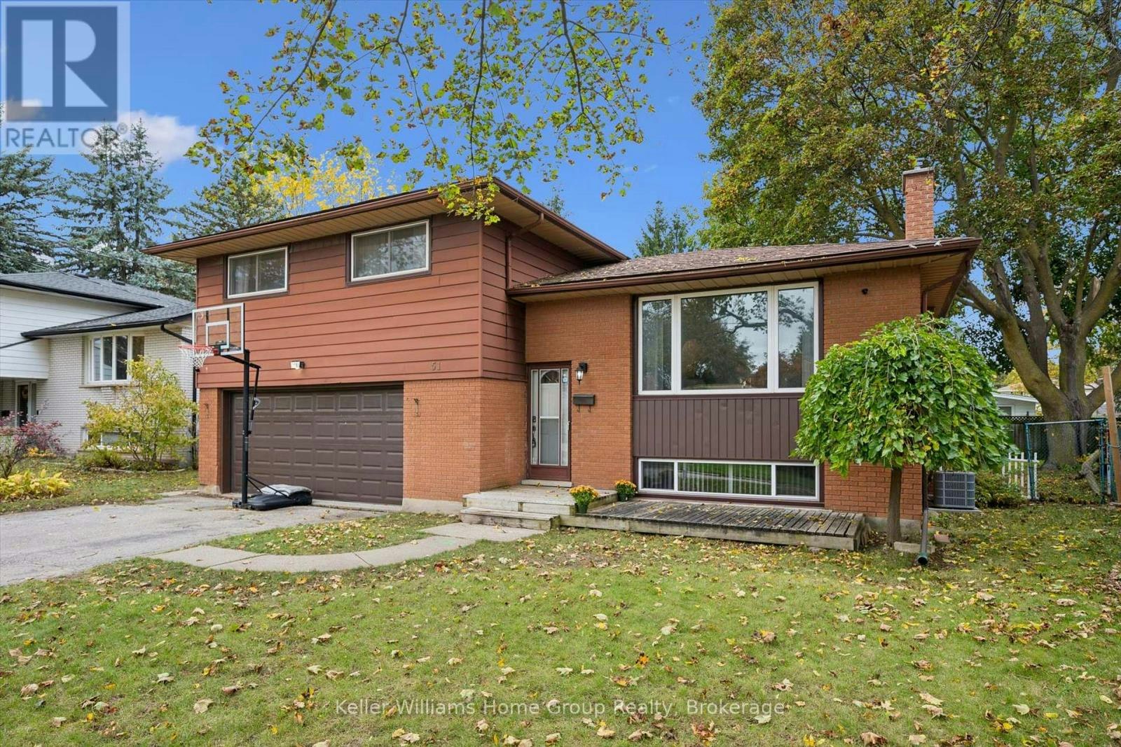 51 Lonsdale Drive, Guelph, ON, N1H 5N1