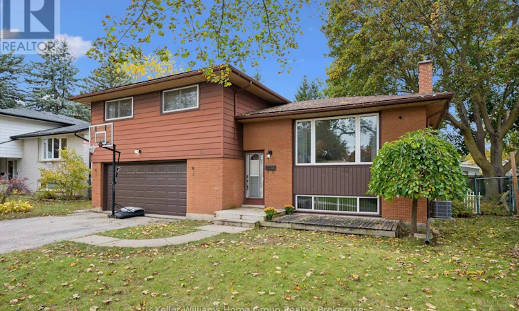 51 Lonsdale Drive