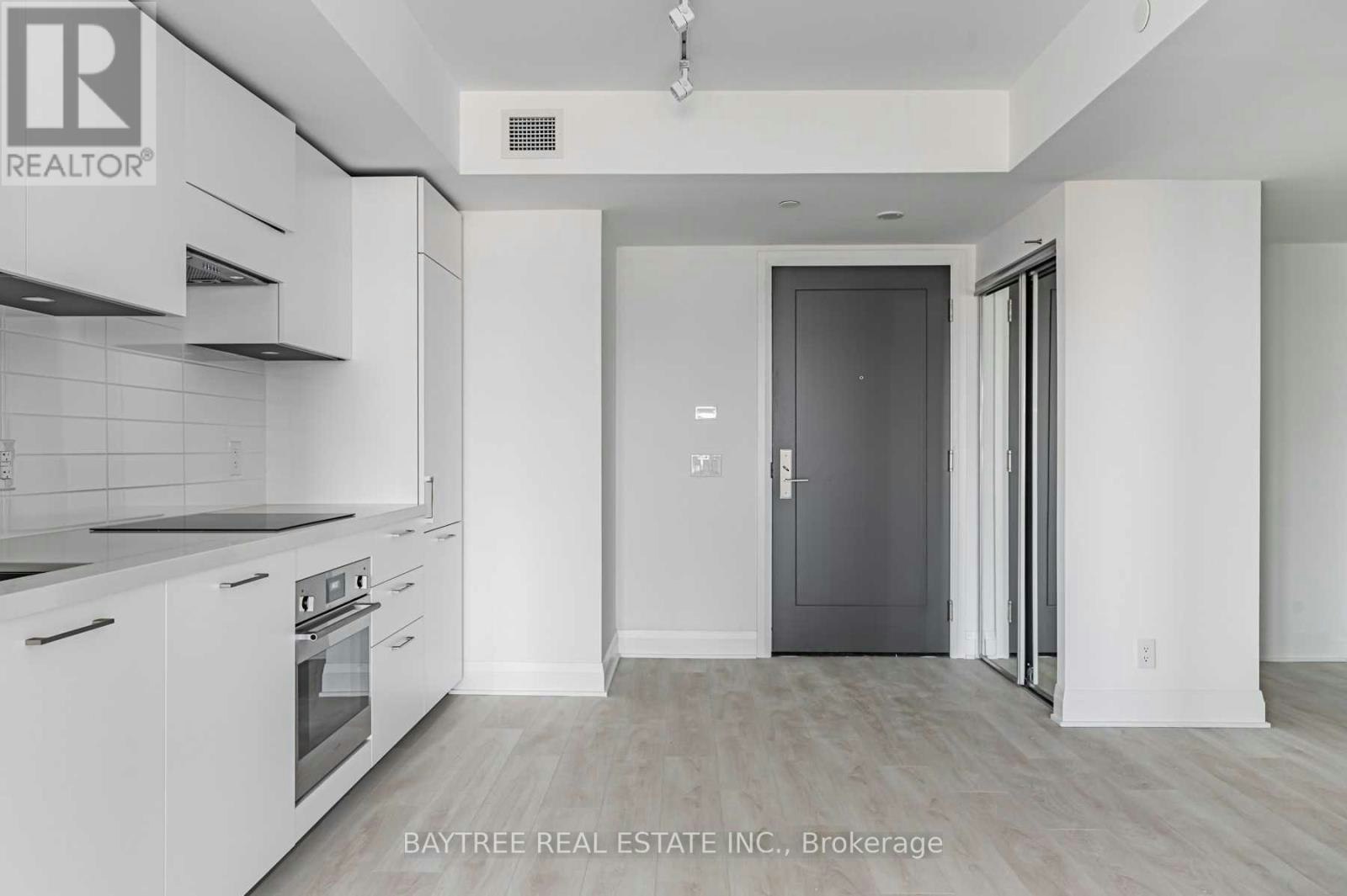 420-33 Frederick Todd Way, Toronto, ON, M4G 0C9 - 3