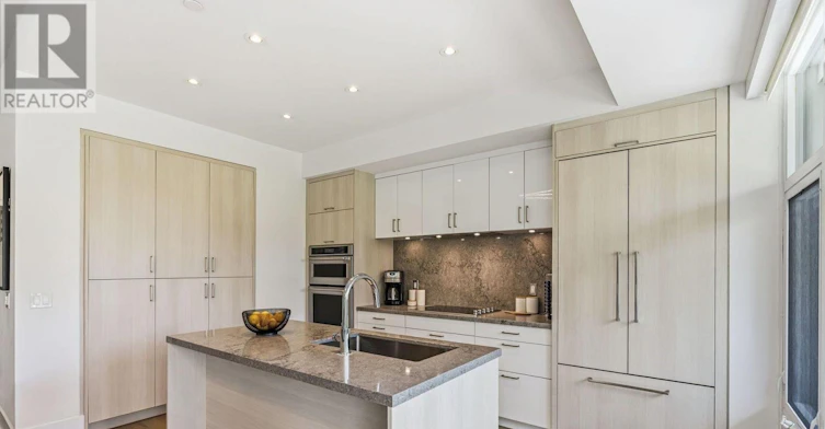 123-25 Adra Grado Way, Toronto, ON, M2J 4L1 - 4