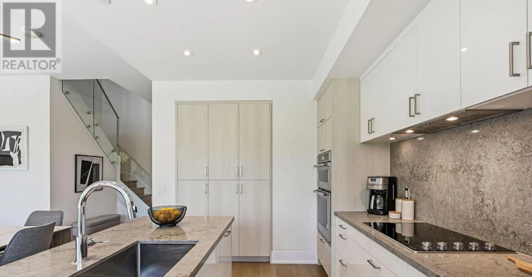 123-25 Adra Grado Way, Toronto, ON, M2J 4L1 - 5